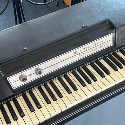Wurlitzer 200 64-Key Electric Piano 1968 - 1974 - Black image 2
