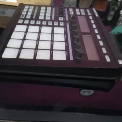 Native Instruments MASCHINE MK1 2009 - GREY NAVY image 9