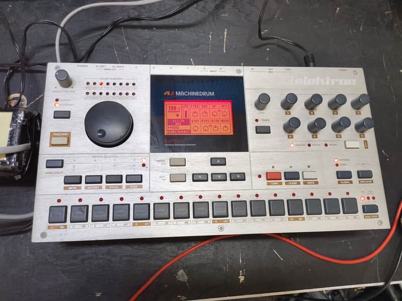 Elektron Machinedrum SPS-1UW MKI 2005 - 2007 - Silver image 1