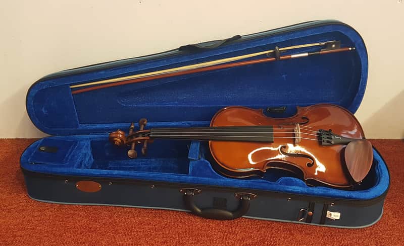 Pre-Owned 4/4 Stentor Student 1 Violin Outfit image 1