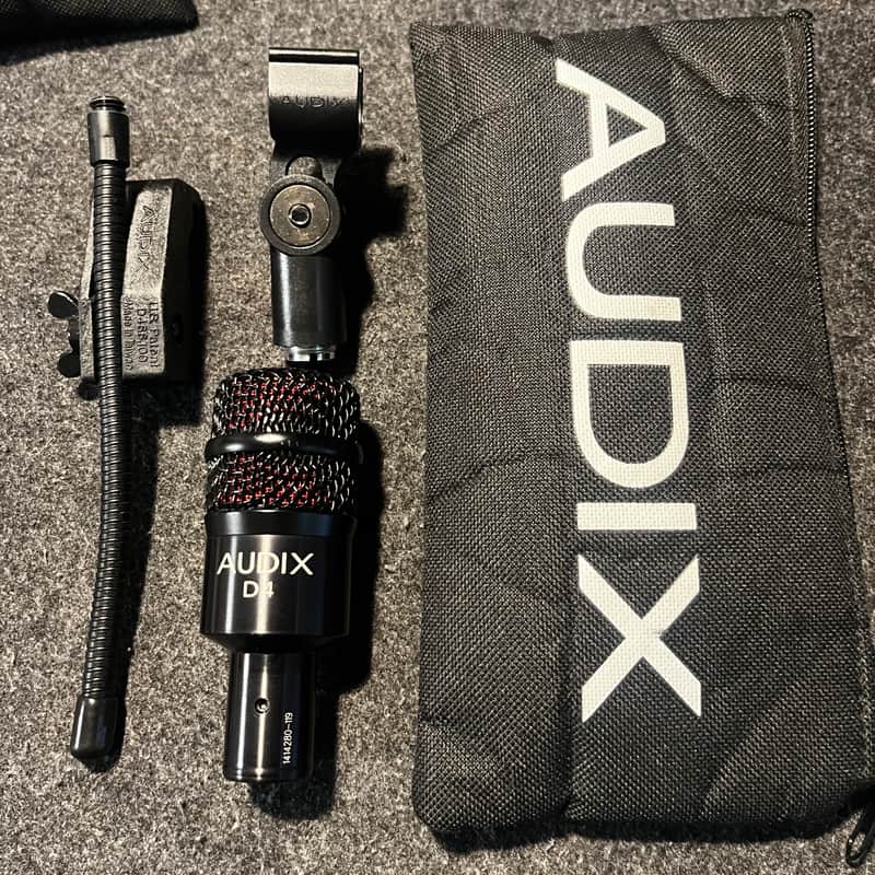 Audix D4 Hypercardioid Dynamic Drum / Instrument Microphone