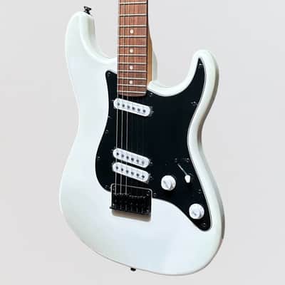 Fender Squier Contemporary Stratocaster Special Electric Guitar - White image 3