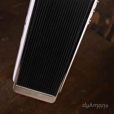 Xotic XW-1 Wah Pedal White image 2