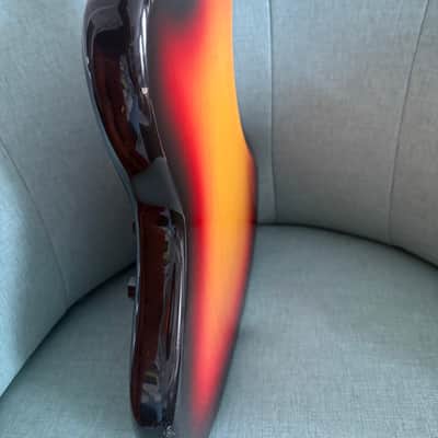 Fender Jaguar 1966 Sunburst Collectors Grade image 4