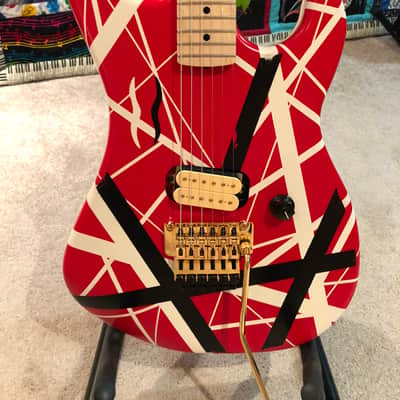 Van Halen Kramer Orlando Hard Rock Cafe Display Guitar Striped image 2