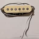 Fender Hot Noiseless Stratocaster Pickup, Neck/Middle, Aged White Cover