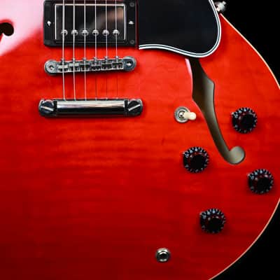 Gibson ES-335 Dot figured Top from 2012 in Cherry with original Hardcase image 4