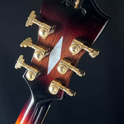 D'Angelico New Yorker NYL-4 18" Archtop image 11