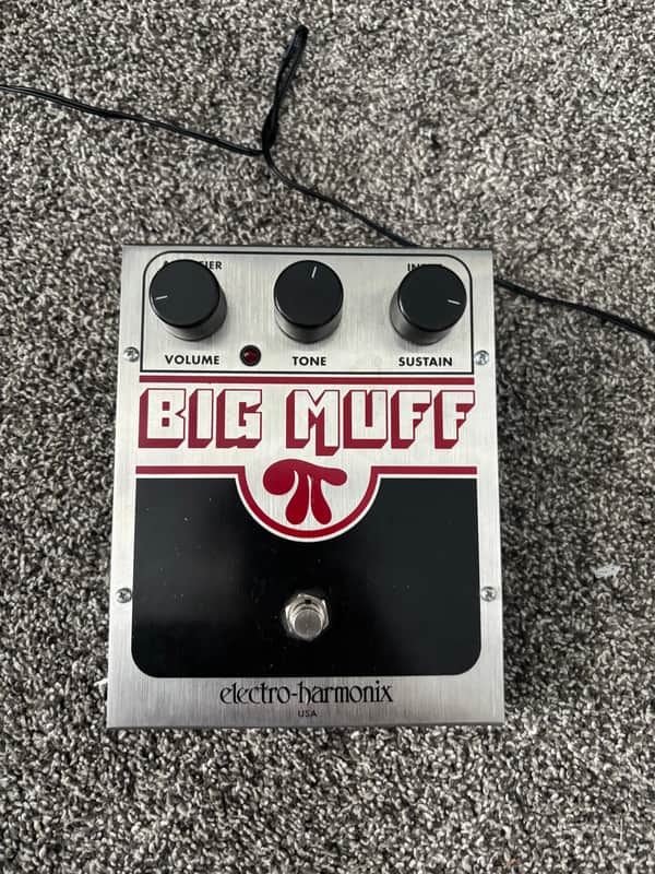 Electro-Harmonix Big Muff Pi 2000 - Present - Silver / Black / Red image 1