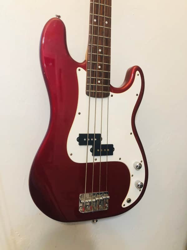 Squier Affinity P Bass w/ gig bag image 1