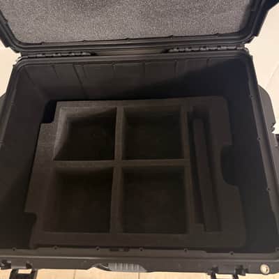 RØDECaster Pro II Podcast Production Studio + SKB iSeries Waterproof Case image 9