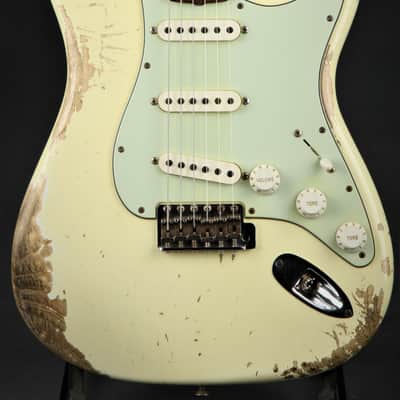 Fender Custom Shop 1962 Stratocaster Heavy Relic - Vintage White image 1
