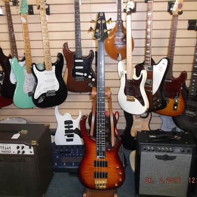 Modulus Quantum 4 Bass image 1