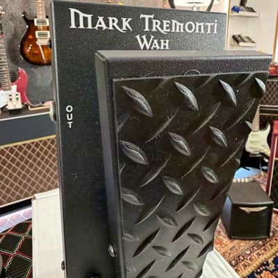 Morley MARKTREMONTI WHA WHA ( Signed by Mik image 4
