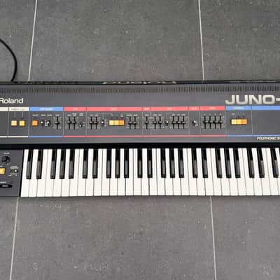 Roland Juno 6 vintage 80s analog polyphonic synth synthesiser