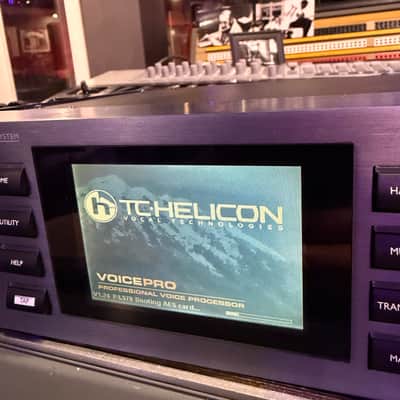 Immagine TC Helicon Voice Pro Rackmount Vocal Processor VERY clean & works great! harmonizer DSP rack multi effects - 9