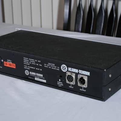 Klark Teknik DN300 Single Channel 30 Band 1/3 Octave Graphic Equalizer image 4