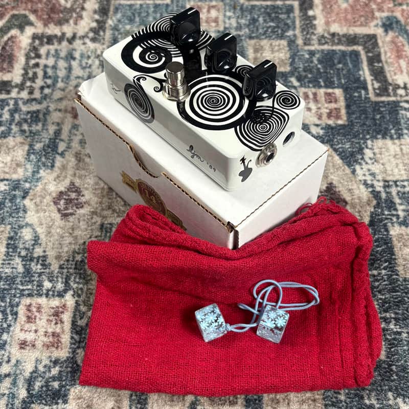 Zvex Octane 3 Octave 1 of 1 Hand Painted Fuzz Guitar Effect Pedal W/ Original Box! image 1
