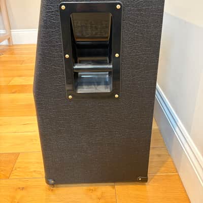 Marshall MX412AR 240-Watt 4x12" Angled Guitar Speaker Cabinet 2012 - Present - Black image 2
