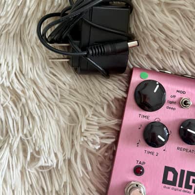 Strymon DIG Dual Digital Delay Electric Guitar Pedal image 8