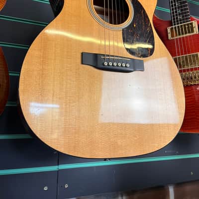 Martin 000C-16GTE Gloss Top Satin Back 2007 Electro-Acoustic Guitar image 3