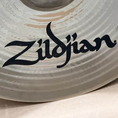 Zildjian Avedis Custom Projection Crash 17" 45cm image 6