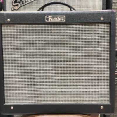 Fender Blues Junior III 15-Watt 1x12" Guitar Combo 2010 - 2017 - Black image 1