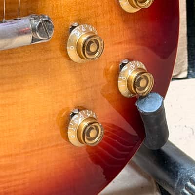 Epiphone Les Paul Standard '50s (Inspired by Gibson) - Heritage Cherry Sunburst + Gig Bag & Accessories image 6