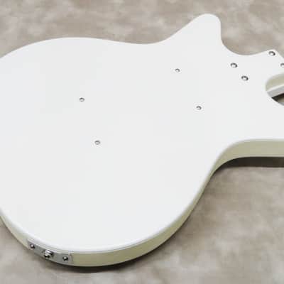 Danelectro 59DC Long Scale Bass Lefty (White Pearl/w Black pickguard) image 6
