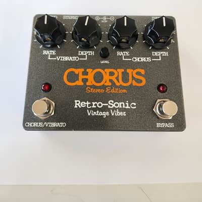 Used Retro-Sonic Chorus/Vibrato Stereo Edition Pedal image 1