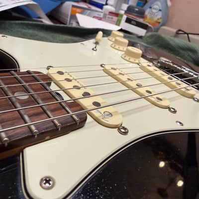 Fender American Elite Stratocaster Mystic Black/Rosewood w/ OHSC — US15 Serial image 6