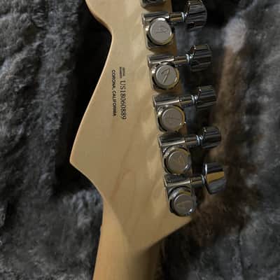 Fender 2018 SkyBurst Metallic American Elite Stratocaster image 8