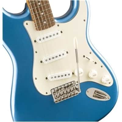Fender Squier Classic Vibe 60s Stratocaster - Laurel Fingerboard - Lake Placid Blue image 3