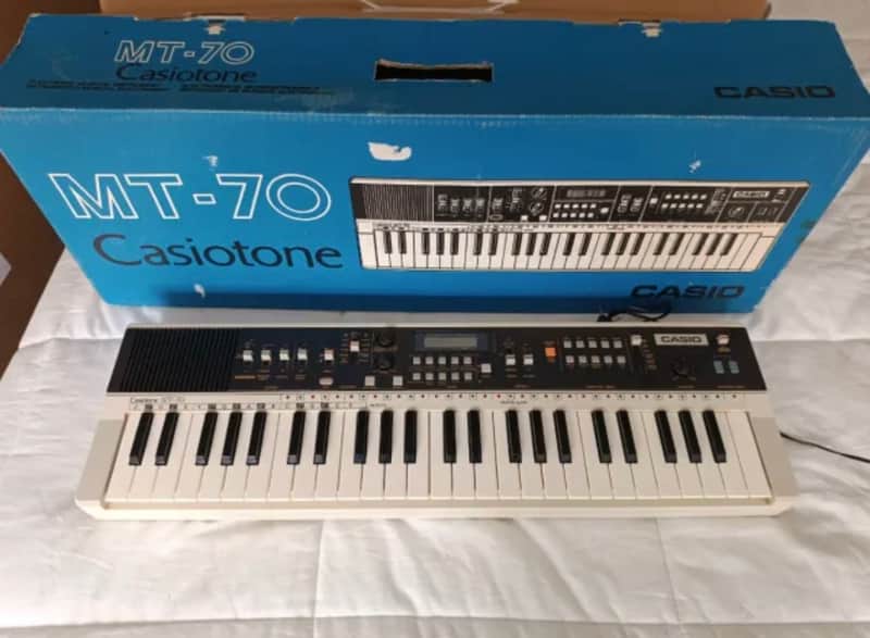 Casio MT-70 Casiotone 49-Key Synthesizer | Reverb