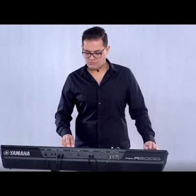 Yamaha PSR-A5000 61-Key World Music Style Arranger Workstation Keyboard image 10