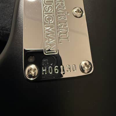Ernie Ball Music Man Axis HH Tremolo 2022 - Present - Honey Pot Flame image 10