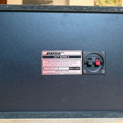 Bose 301 series II - refoamed woofers - Excellent image 11