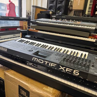 Yamaha Motif XF 6 Production Synthesizer BLACK 61 key keyboard //ARMENS// image 2