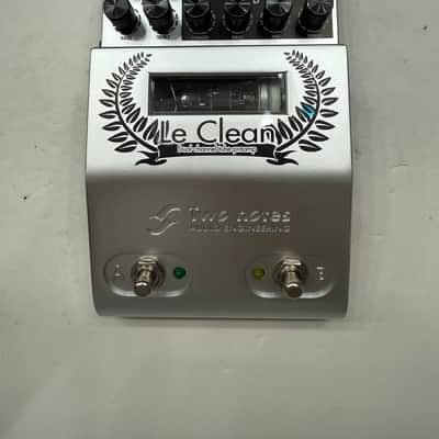 Two Notes Le Preamp Dual Channel Tube Preamp Guitar Effect Pedal + Box & PSU image 3