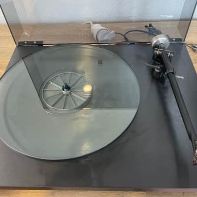 Rega Planar 2 Turntable imagen 2
