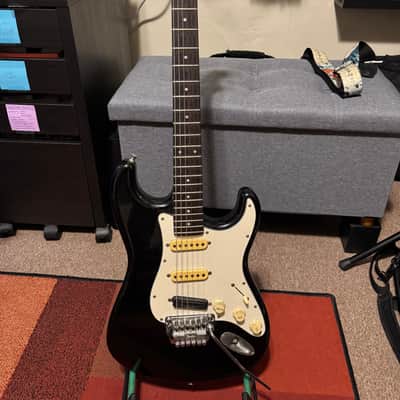 Fender Stratocaster MIJ Contemporary Standard 1984-1987 - Black image 1