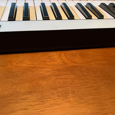 IK Multimedia iRig Keys Pro 37-Key Full-Sized Keys MIDI Keyboard Controller image 8