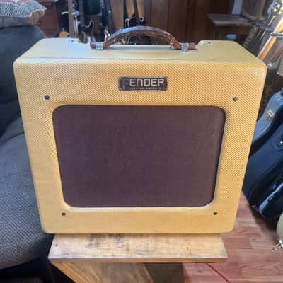 1951 Fender Deluxe 5A3 TV Front 10-Watt 1x12" Guitar Combo Tweed image 1