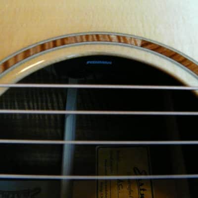 Eastman AC508CE Grand Concert 2011 w/Slotted Headstock Engelmann Spruce, Mahogany B & S  w/case image 13