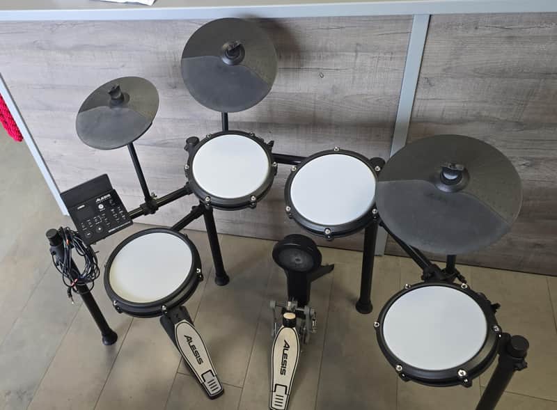 ALESIS Nitro Max Kit Batteria Elettronica image 1