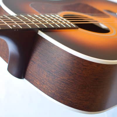 Guild D-40 ATB Dreadnought Antique Burst Satin image 10