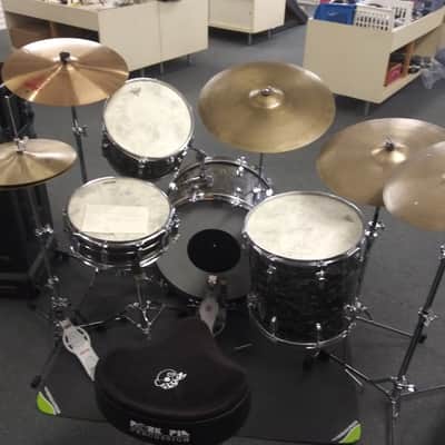 Vintage Pre-Serial Ludwig Black Diamond 3 Piece with Ludwig soft cases image 2