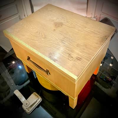 Rotary Connection Vibra-Table MINI PLUS! Leslie/Rotary guitar speaker cabinet/fliptop table with upfiring vintage 10” speaker and 12” downfiring into Leslie. Speed control foot switch. LIGHTS UP! 50 watts/16 ohms 2026 - Blonde wood / gold sparkle image 22