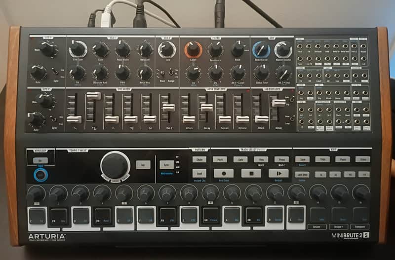 Arturia MiniBrute 2S Desktop Synthesizer image 1