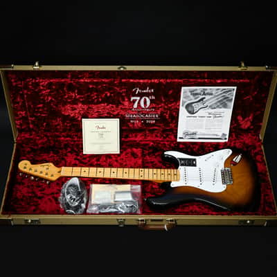 Fender 70th Anniversary American Vintage II 1954 Stratocaster- 2 Color Sunburst 2024 (V703802) image 5